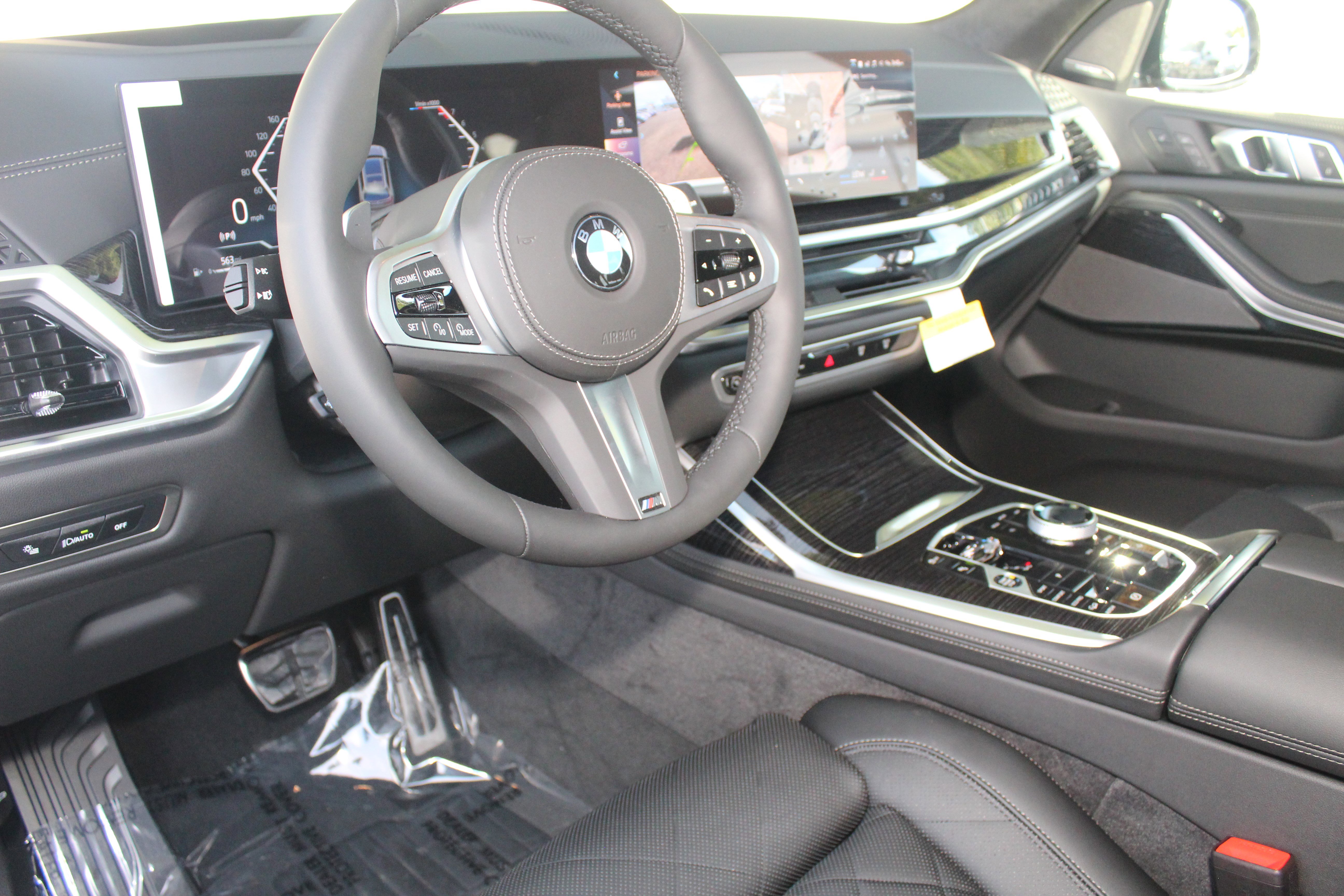 New 2026 BMW X7 xDrive40i w/ Executive Package image 12