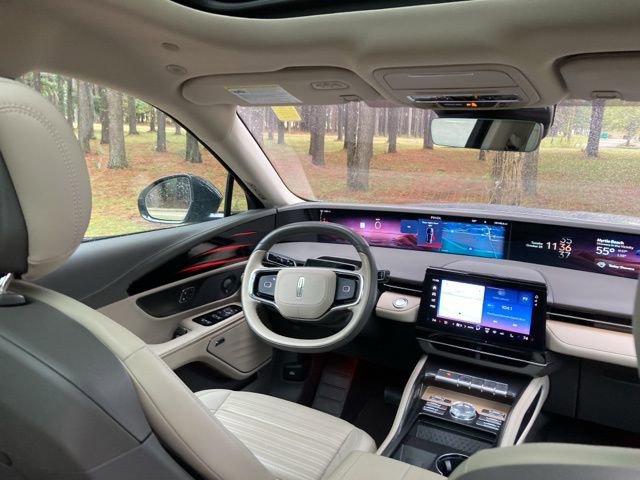 Certified 2025 Lincoln Nautilus Reserve w/ Jet Appearance Package image 25