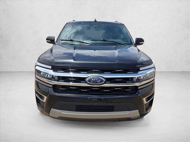 Used 2024 Ford Expedition Limited RWD image 2