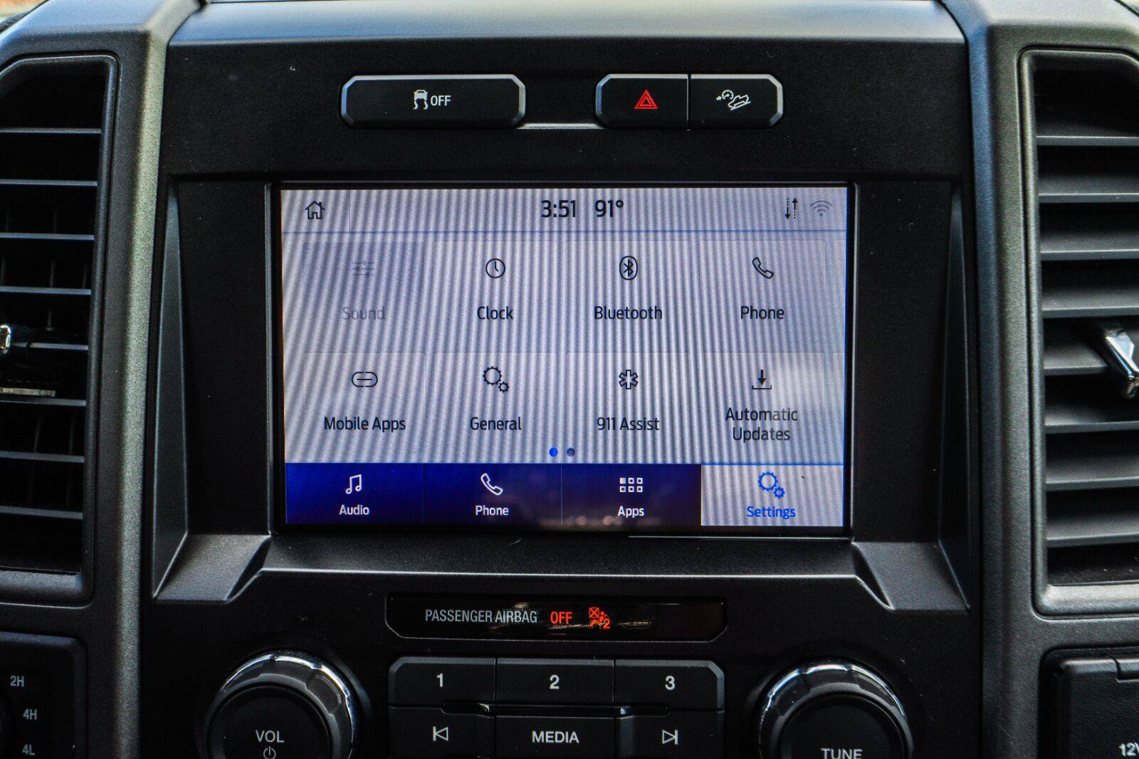 Used 2022 Ford F250 XL w/ STX Appearance Package AWD/4WD image 9