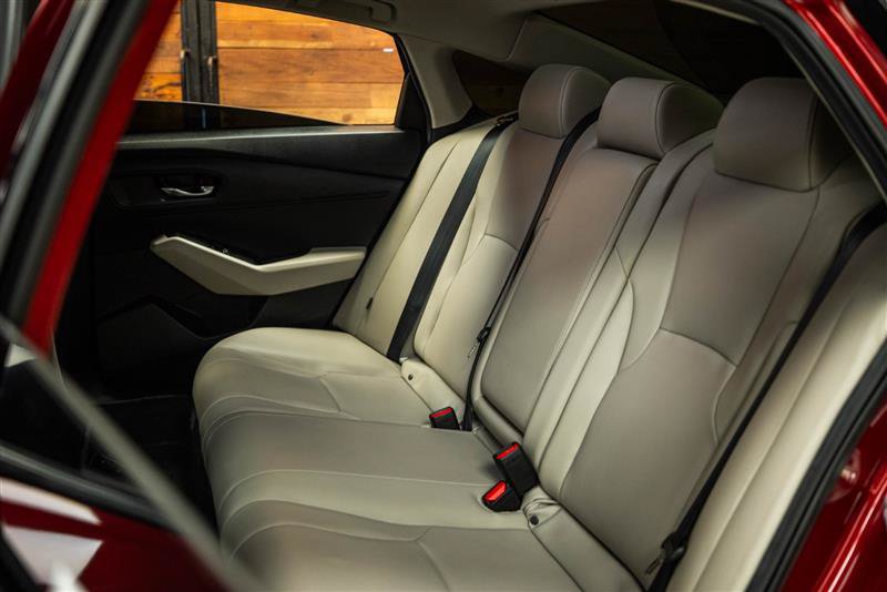 Used 2024 Honda Accord EX-L image 10
