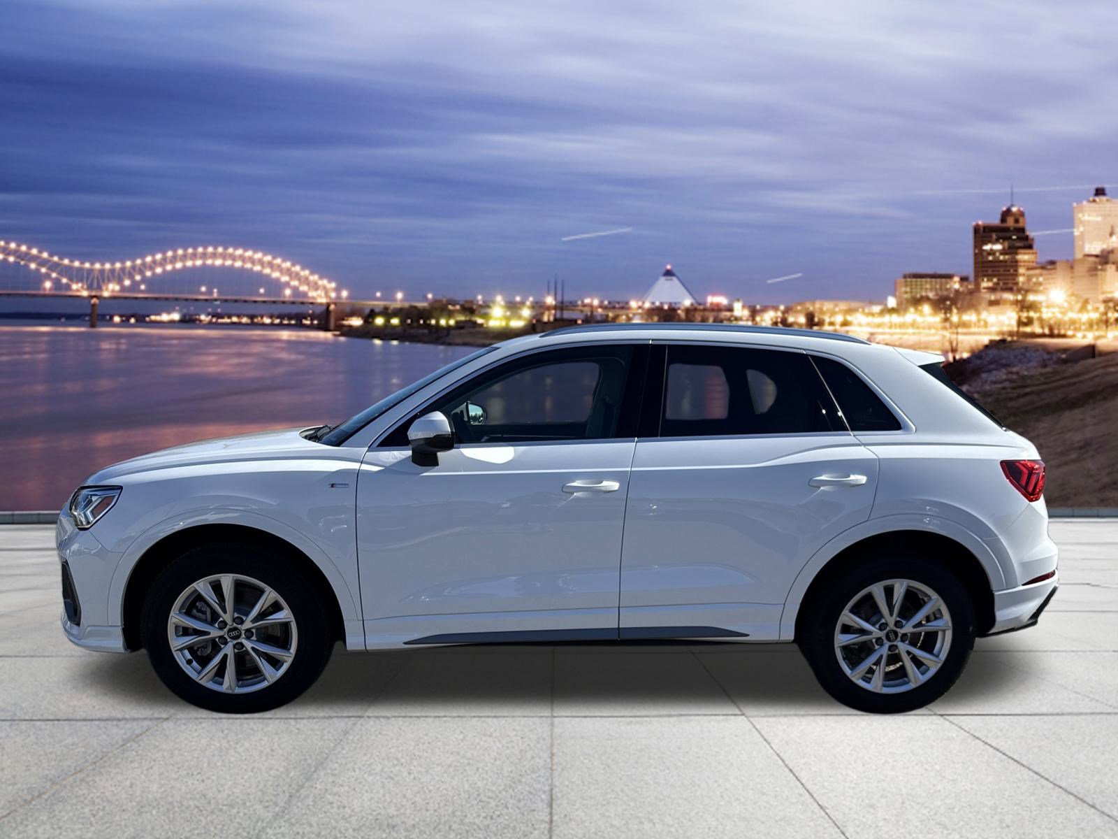 Used 2025 Audi Q3 2.0T Premium w/ Convenience Package image 2