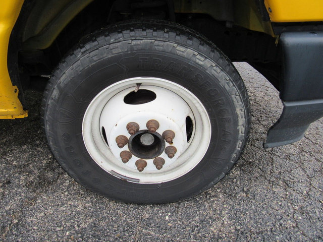 Used 2022 Ford E-350 and Econoline 350 Super Duty RWD image 10