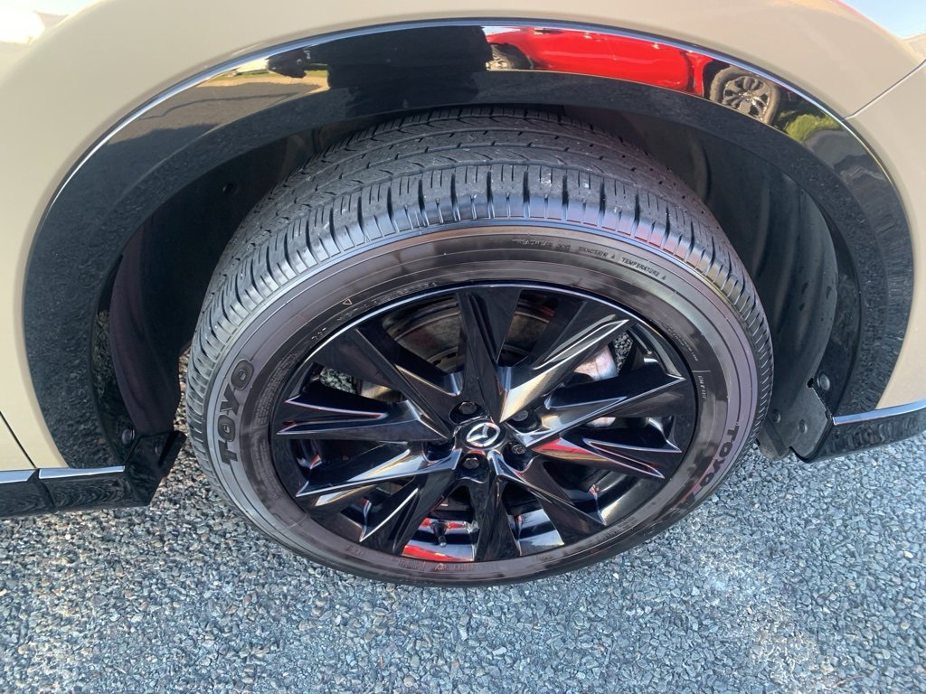 Used 2024 MAZDA CX-5 Carbon Edition image 9