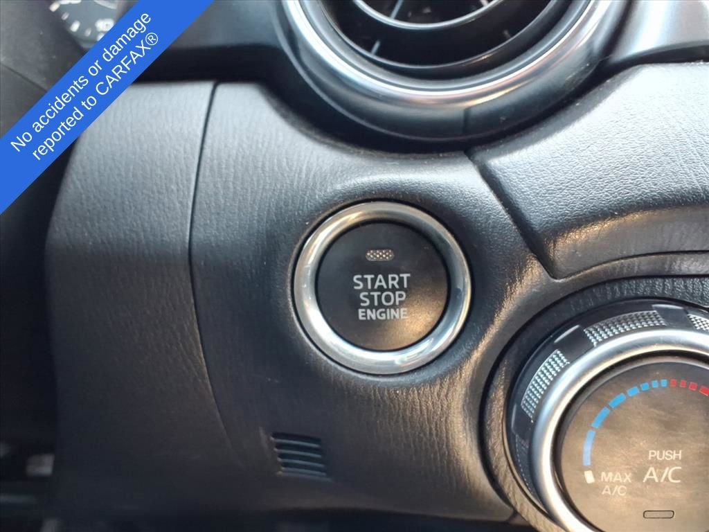 Used 2020 FIAT 124 Spider Classica w/ Mopar All Weather Plus Group image 23