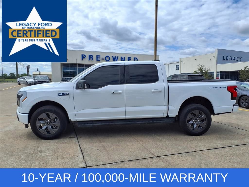 Used 2025 Ford F150 Lightning Flash image 3