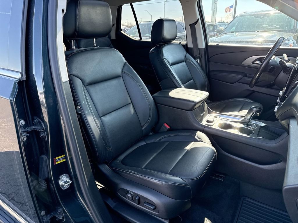 Used 2018 Chevrolet Traverse Premier w/ LPO, 'HIT The Road' Package image 26