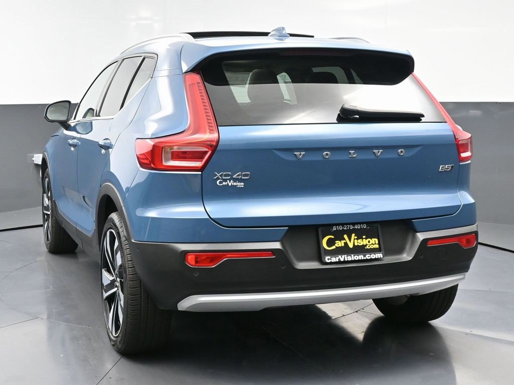 Used 2024 Volvo XC40 B5 Ultimate w/ Protection Package image 7