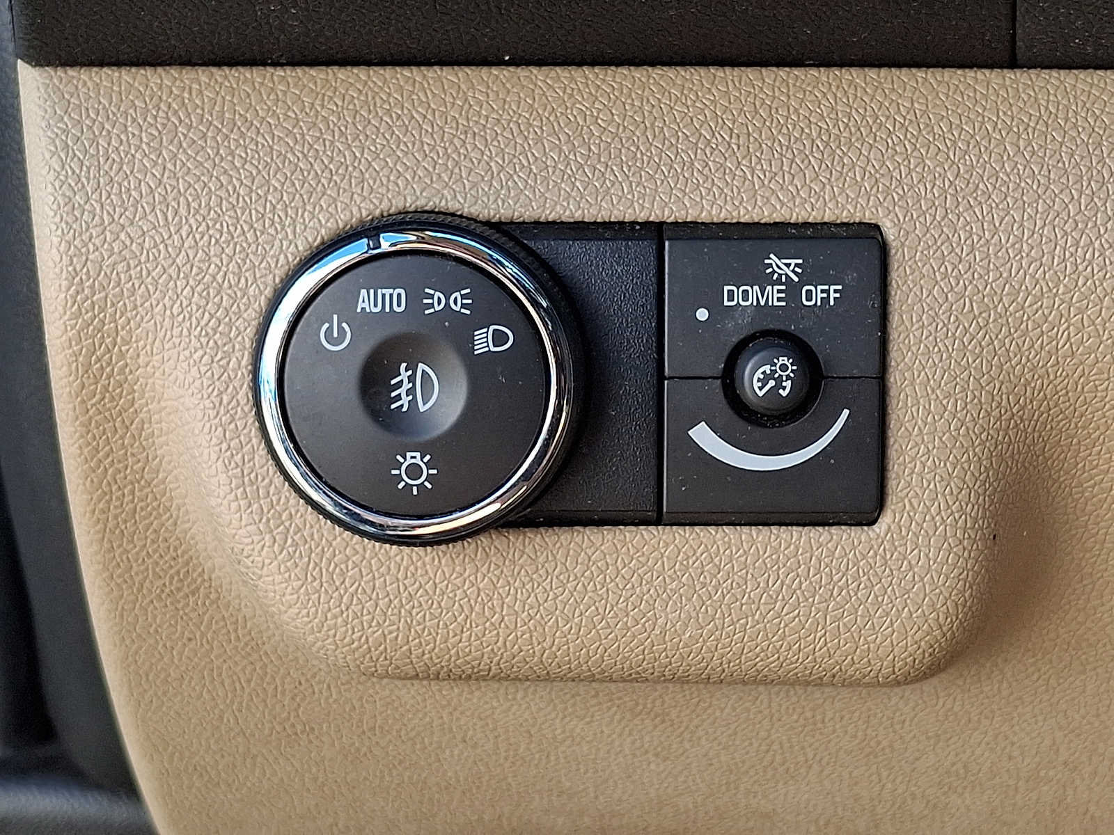 Used 2011 GMC Acadia Denali AWD/4WD image 25