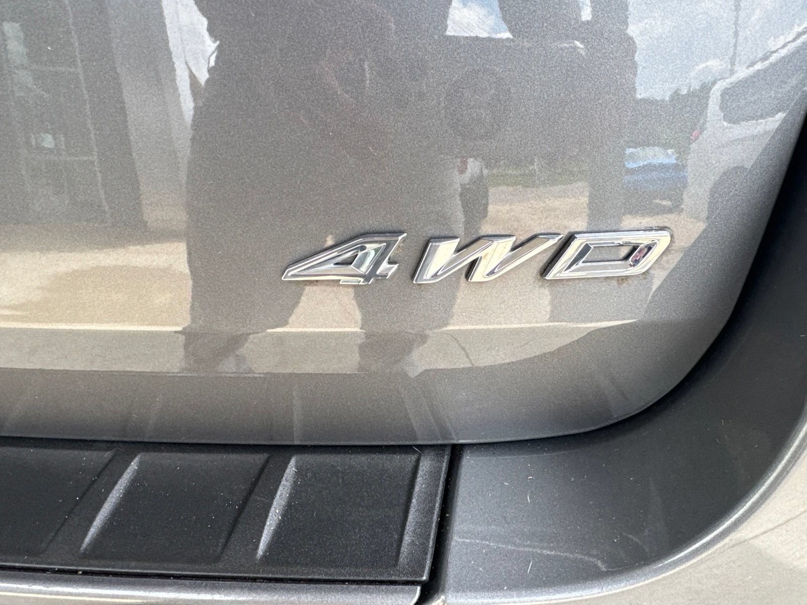 Certified 2023 Ford Explorer XLT w/ Equipment Group 202A AWD/4WD image 16