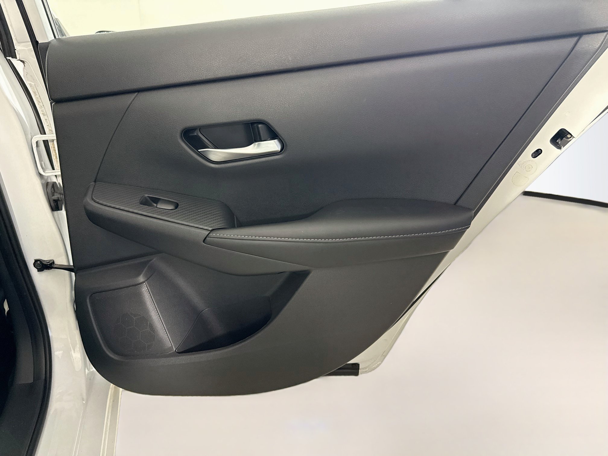 Used 2023 Nissan Sentra SV FWD image 28