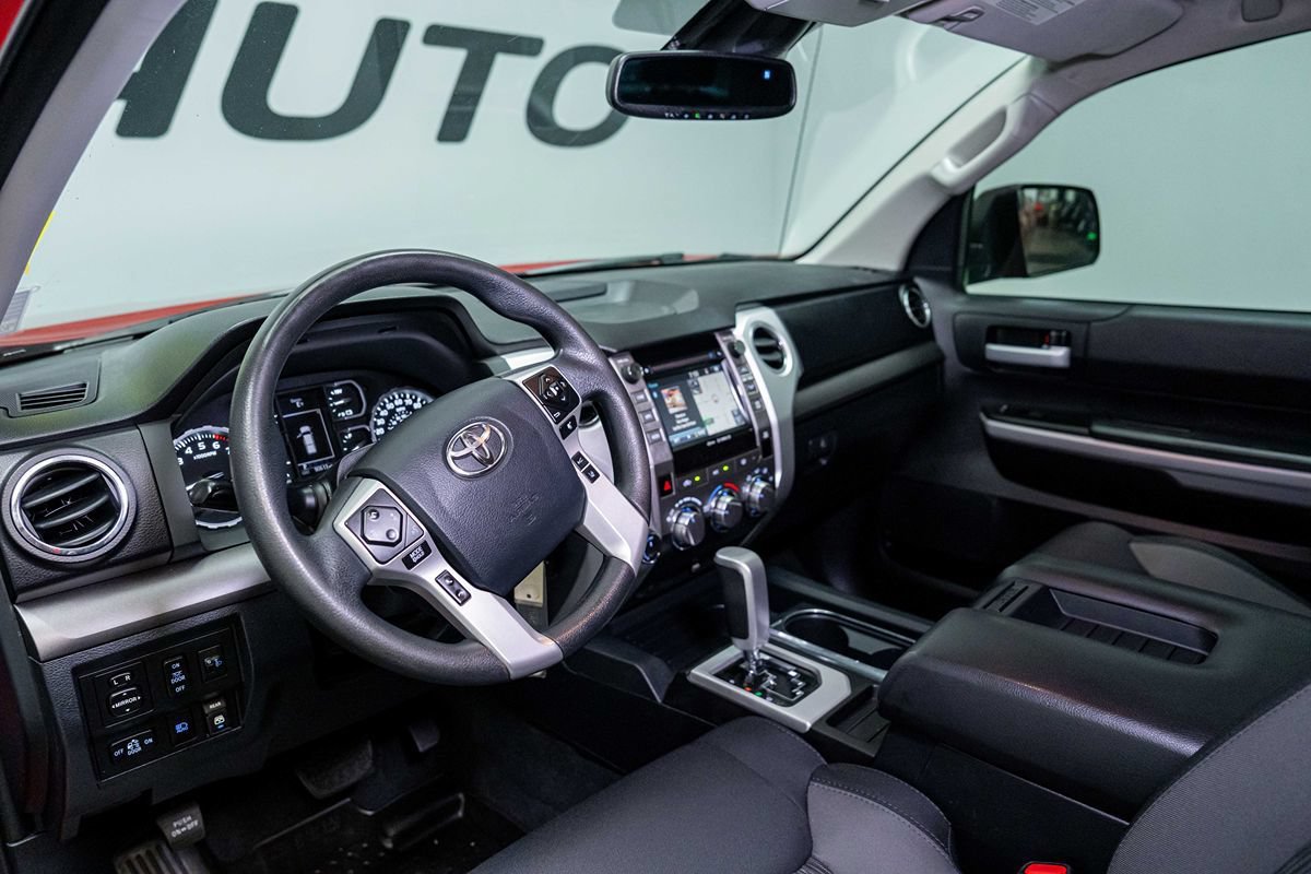 Used 2018 Toyota Tundra SR5 AWD/4WD image 16