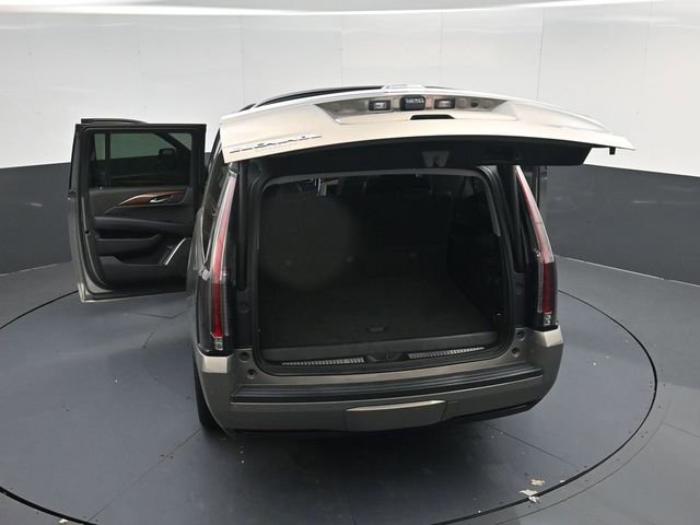 Used 2018 Cadillac Escalade ESV Premium Luxury image 61