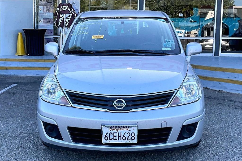 Used 2012 Nissan Versa 1.8 S w/ Plus Pkg FWD image 2