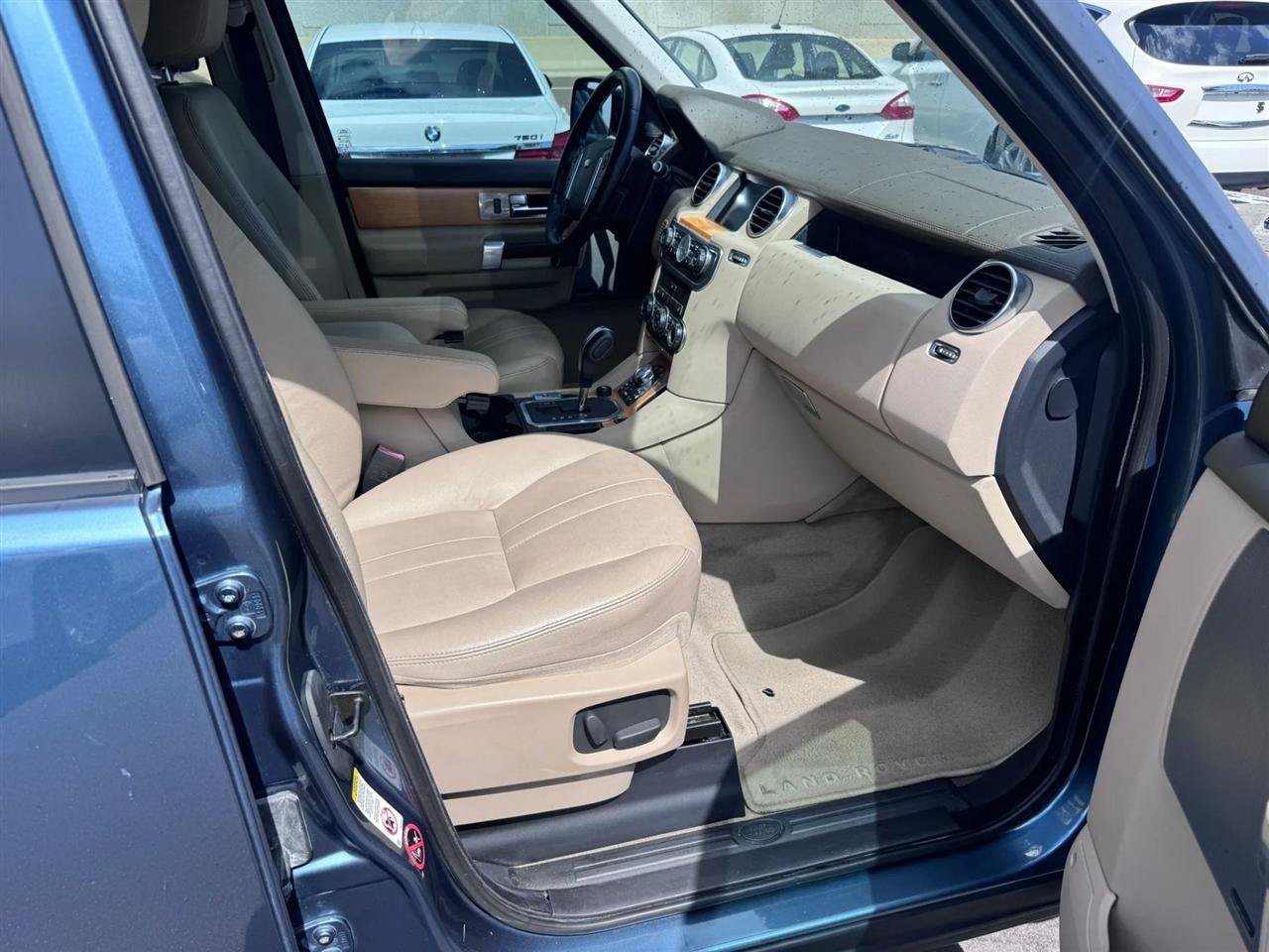 Used 2012 Land Rover LR4 AWD/4WD image 42