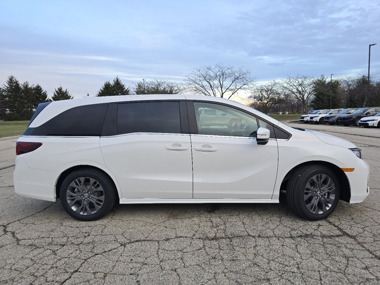 New 2026 Honda Odyssey Touring image 20