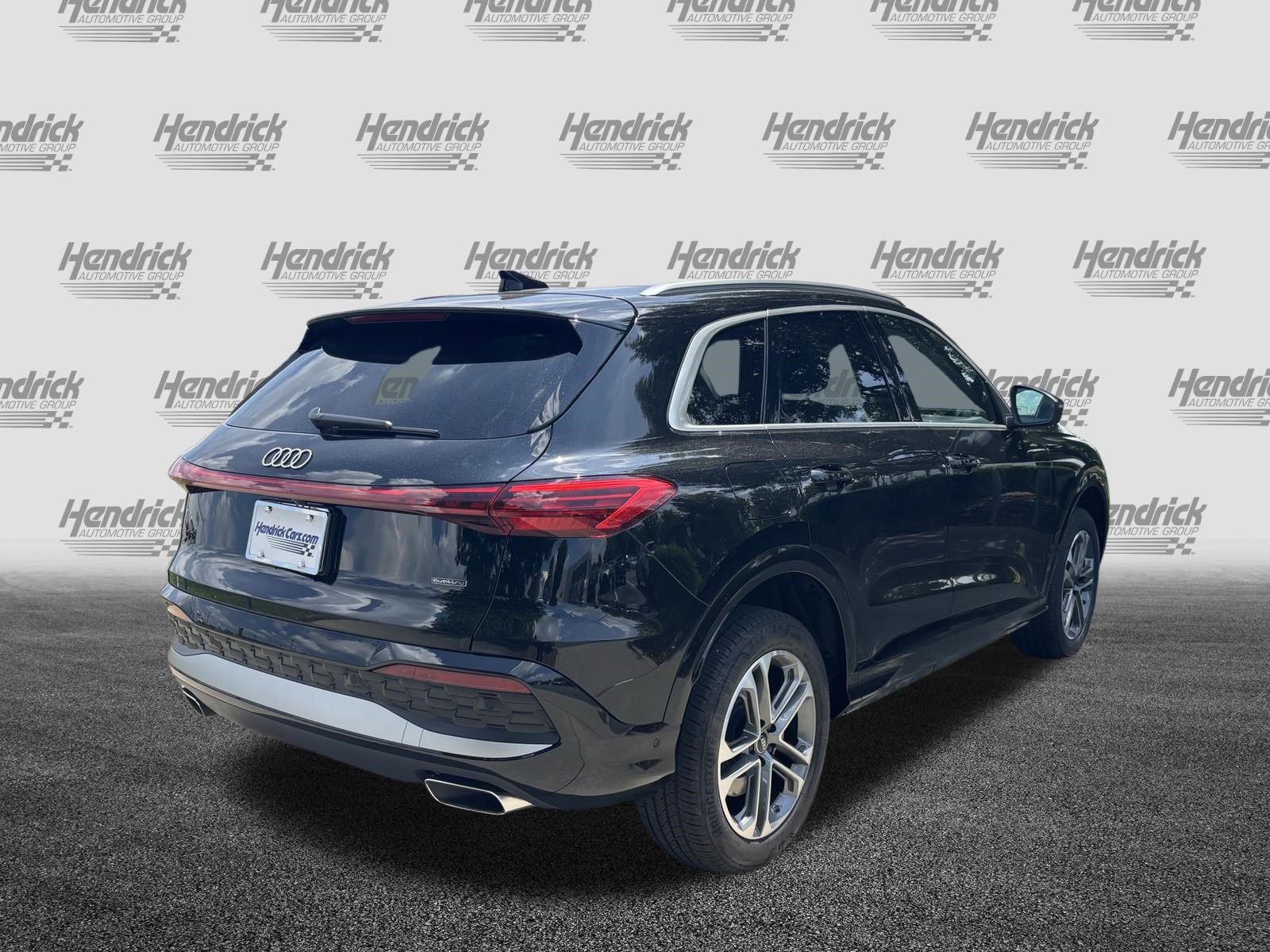 Certified 2025 Audi Q5 Premium w/ Premium Plus AWD/4WD image 10