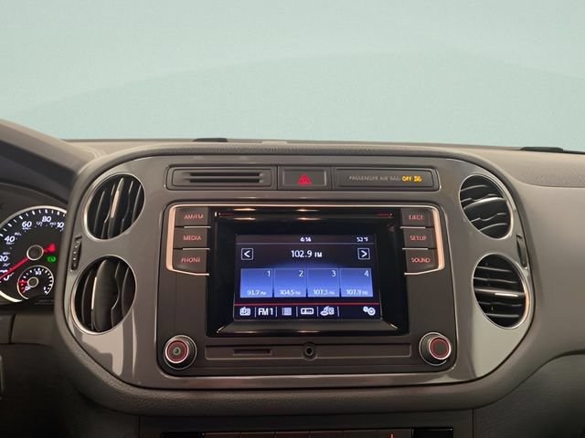 Used 2016 Volkswagen Tiguan S AWD/4WD image 11