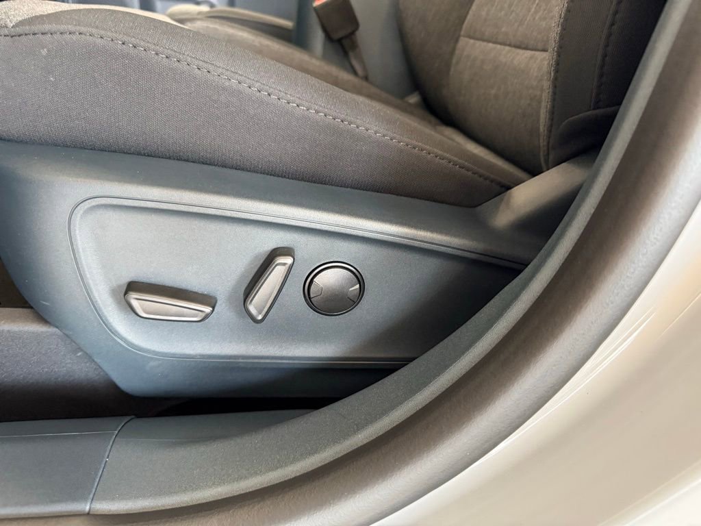 New 2025 Ford Maverick XLT w/ XLT Luxury Package image 18