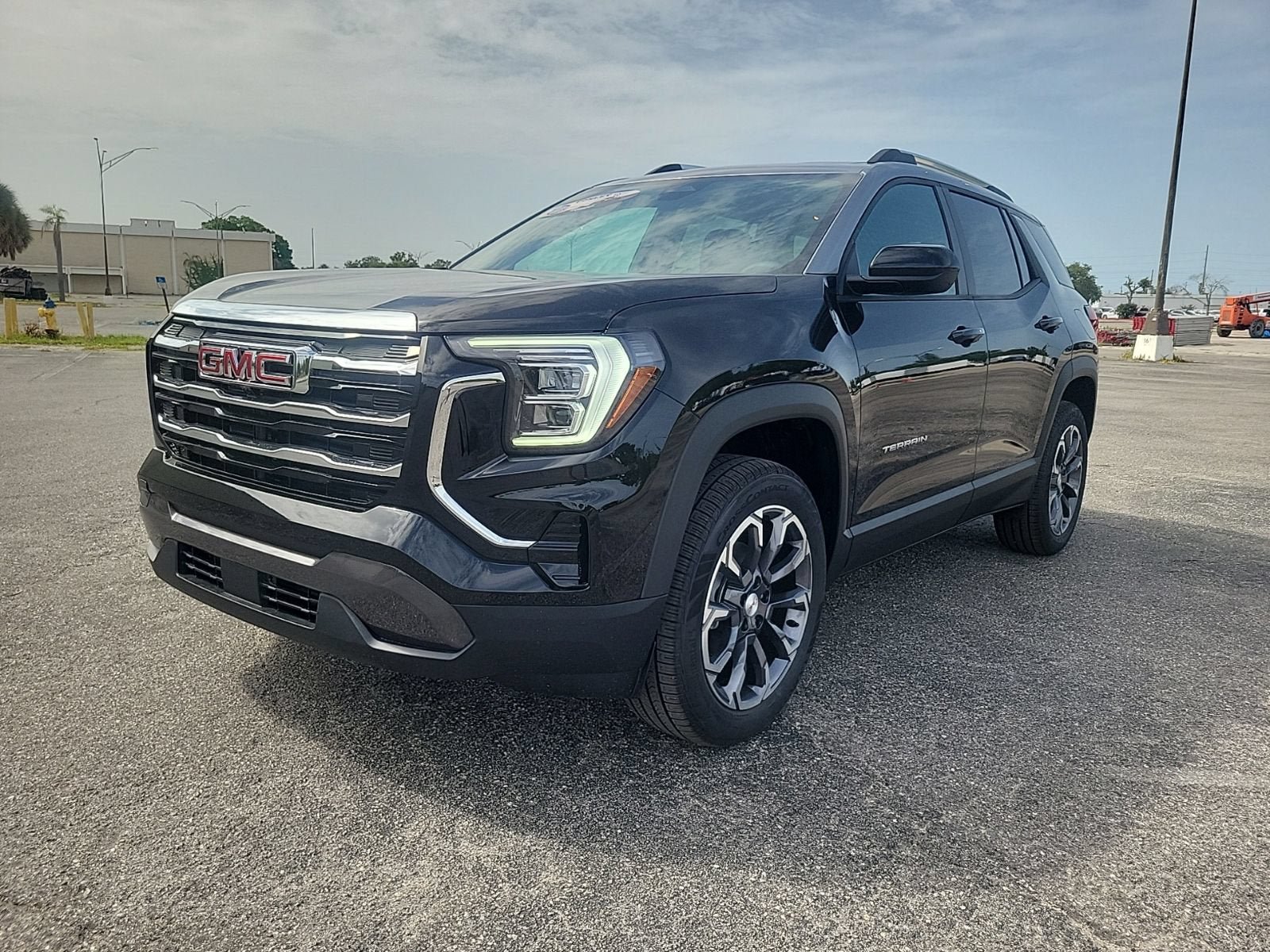 New 2027 GMC Terrain Elevation w/ Elevation Premium Package FWD video 2