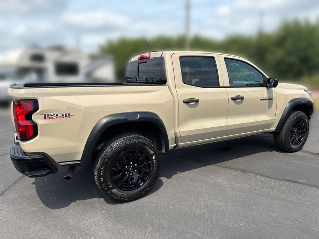 Used 2024 Chevrolet Colorado Trail Boss w/ Technology Package AWD/4WD image 5