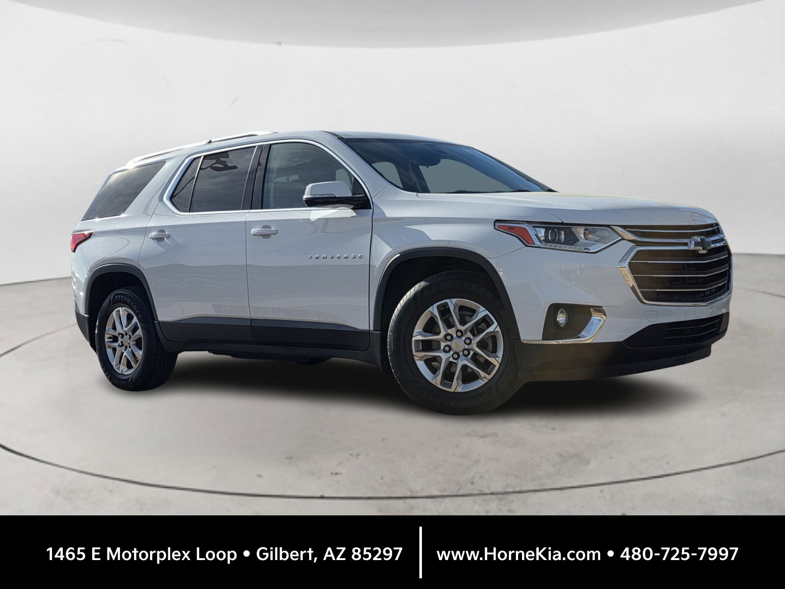 Used 2018 Chevrolet Traverse LT