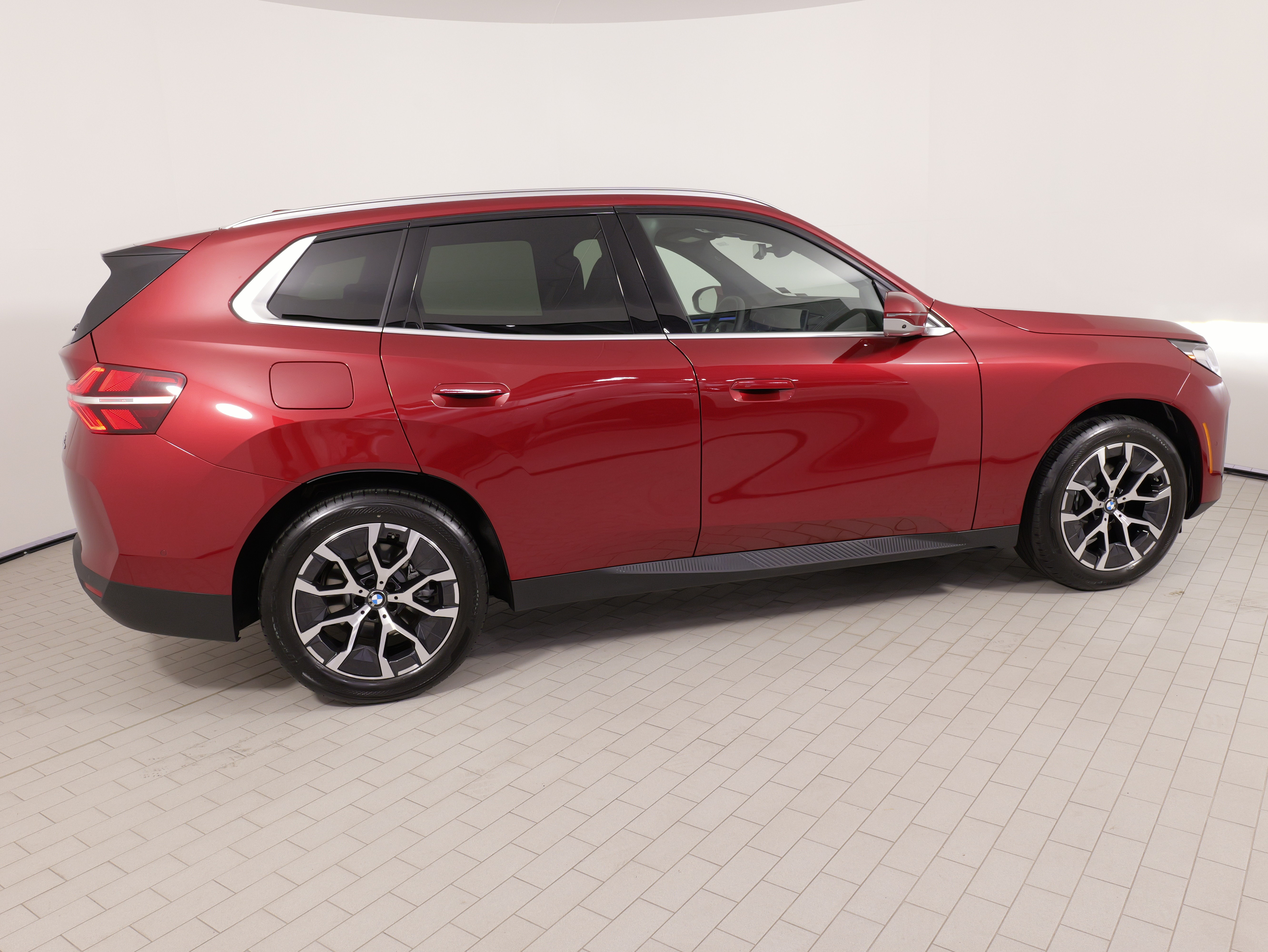 Used 2026 BMW X3 xDrive30i w/ Premium Package AWD/4WD image 9