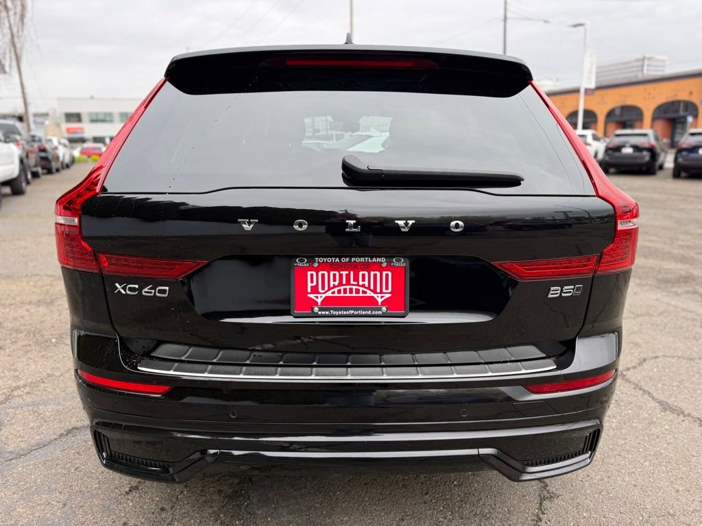 Used 2025 Volvo XC60 B5 Plus w/ Protection Package Premier image 6