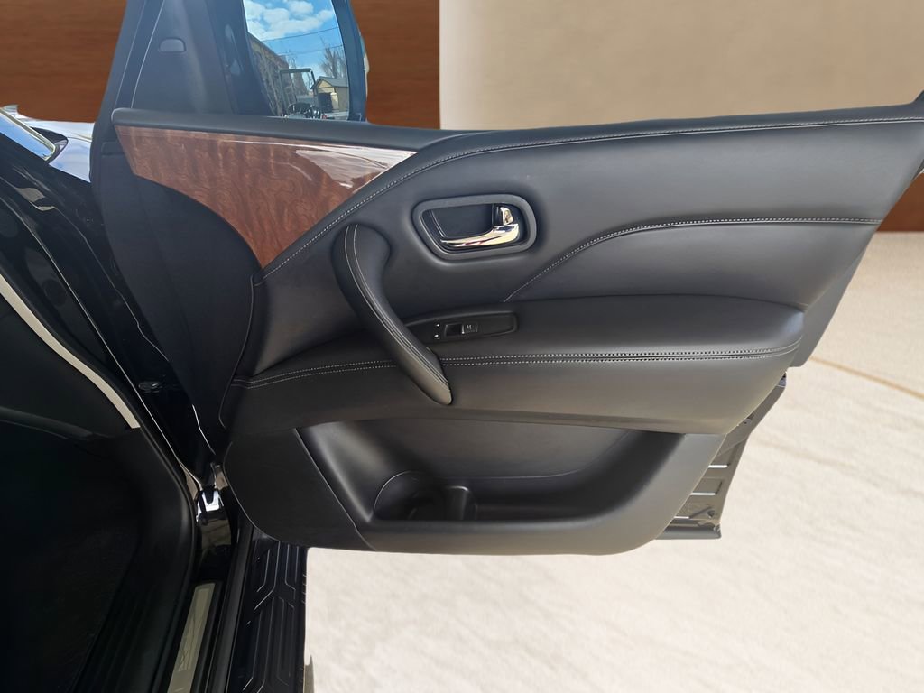 Used 2018 INFINITI QX80 2WD w/ Driver Assistance Package image 62