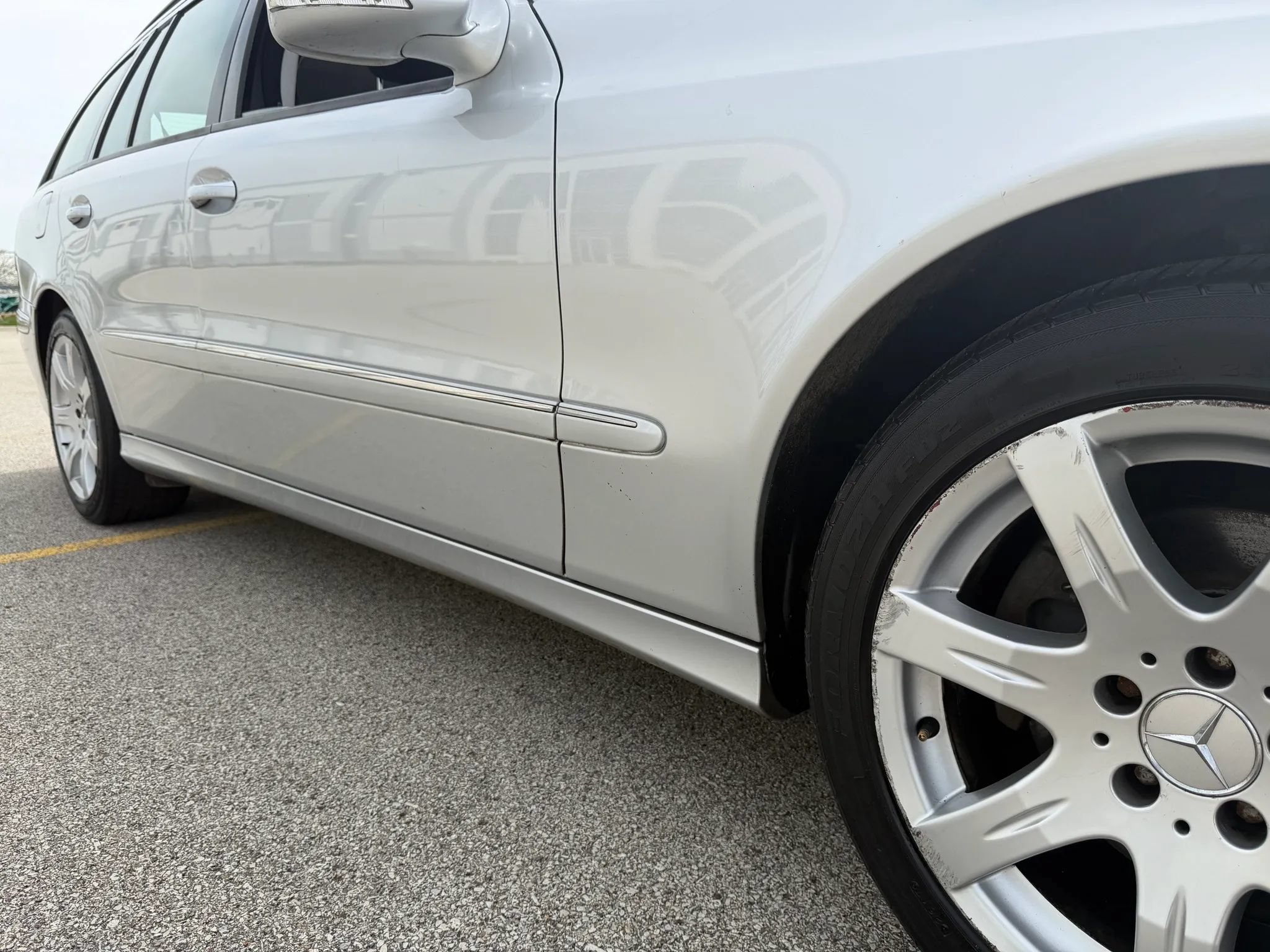 Used 2007 Mercedes-Benz E 350 4MATIC Wagon image 21