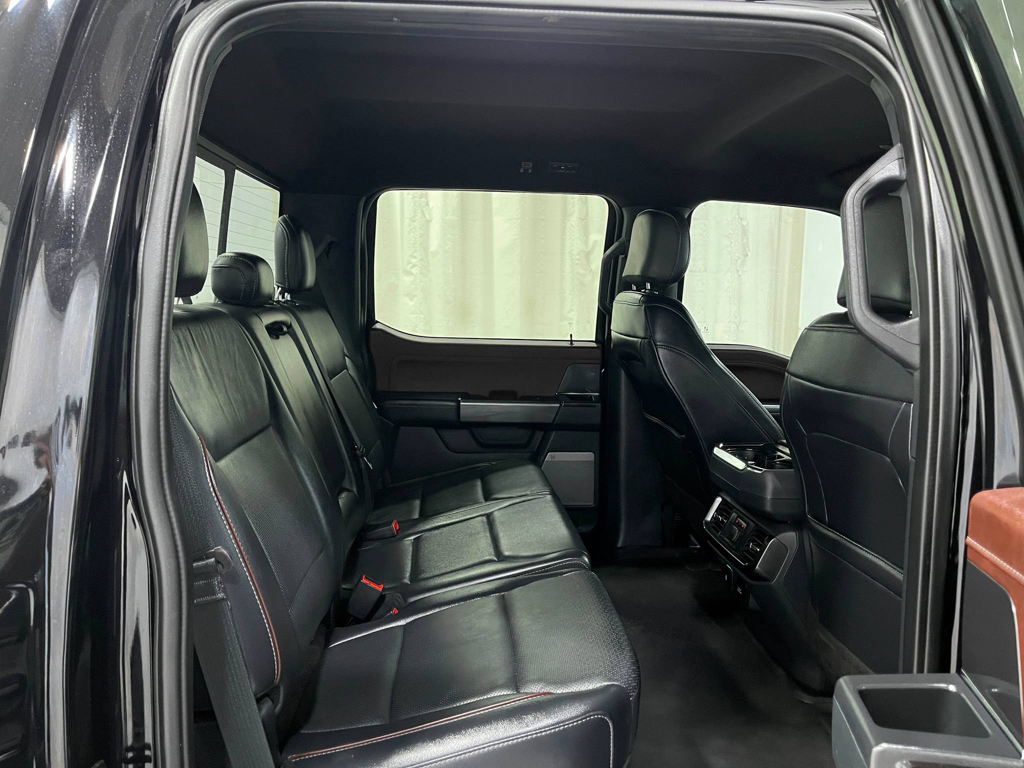 Used 2021 Ford F150 Lariat w/ Equipment Group 502A High AWD/4WD image 30