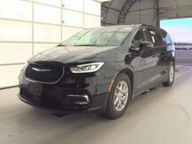 Used 2024 Chrysler Pacifica Touring-L