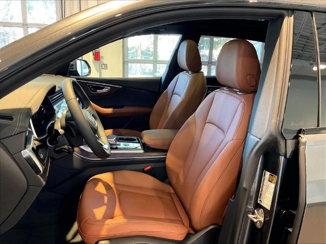 New 2027 Audi Q8 Premium Plus AWD/4WD image 6