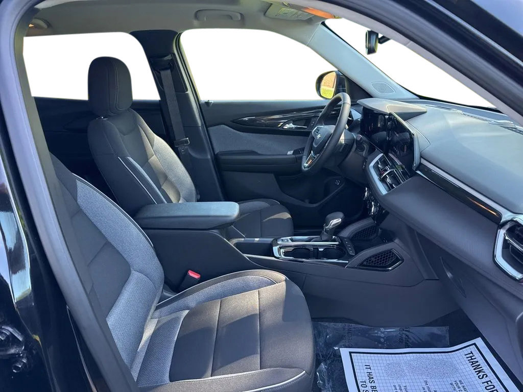 New 2026 Chevrolet TrailBlazer LT w/ Convenience Package FWD image 14