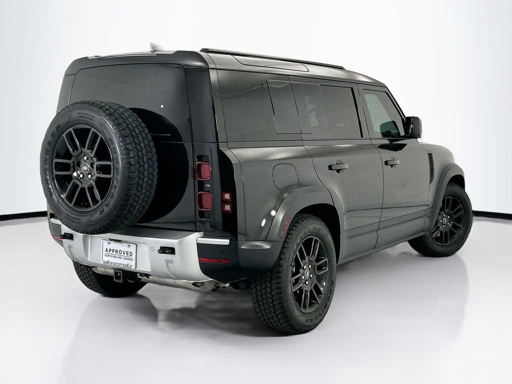 Used 2025 Land Rover Defender 110 S AWD/4WD image 5