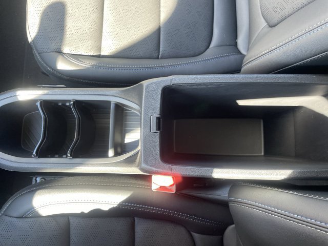 New 2027 Chevrolet Bolt LT w/ Comfort Package FWD image 21