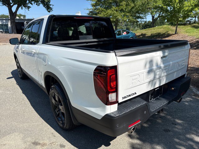 Certified 2024 Honda Ridgeline Black Edition image 5