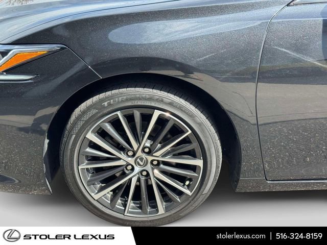 Used 2024 Lexus ES 300h w/ Premium Package image 14
