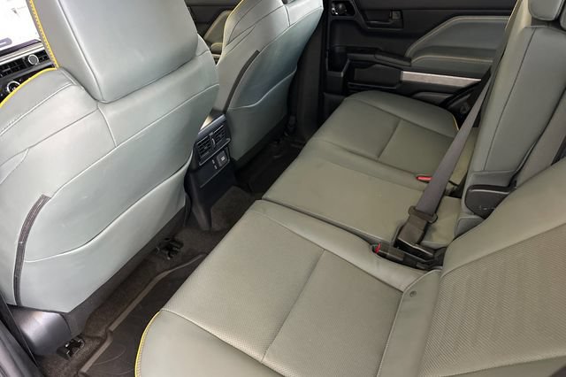 Certified 2025 Toyota 4Runner Trailhunter AWD/4WD image 16