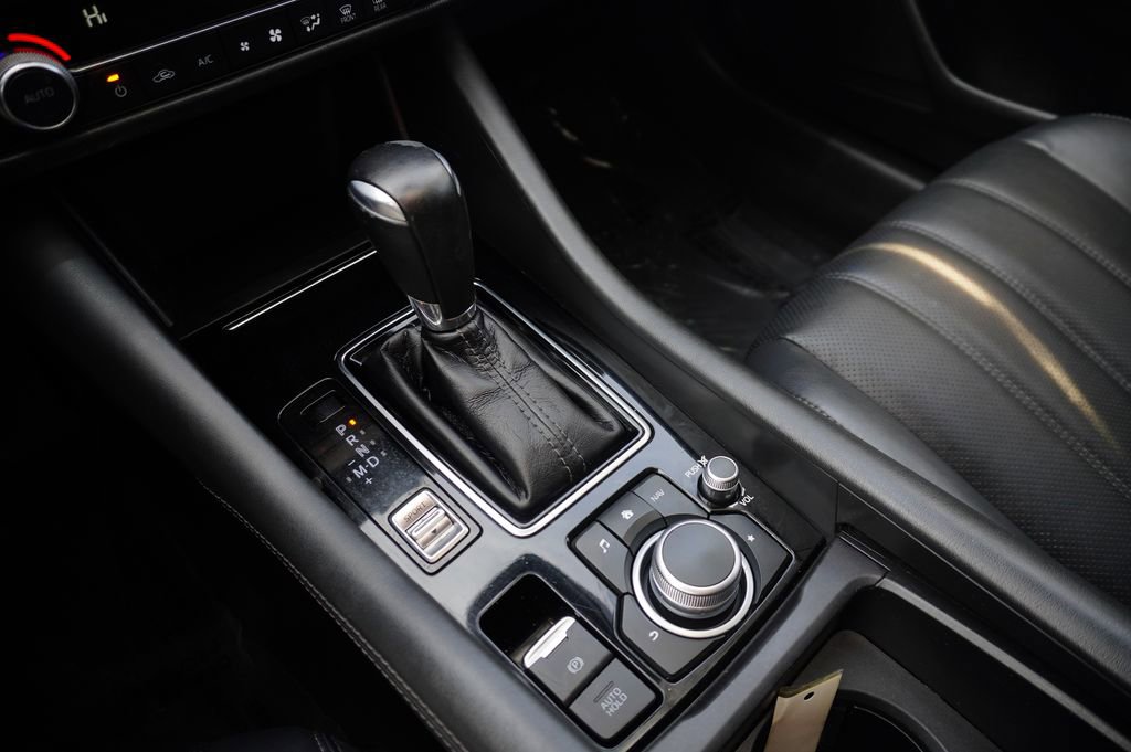 Used 2020 MAZDA MAZDA6 Touring image 19