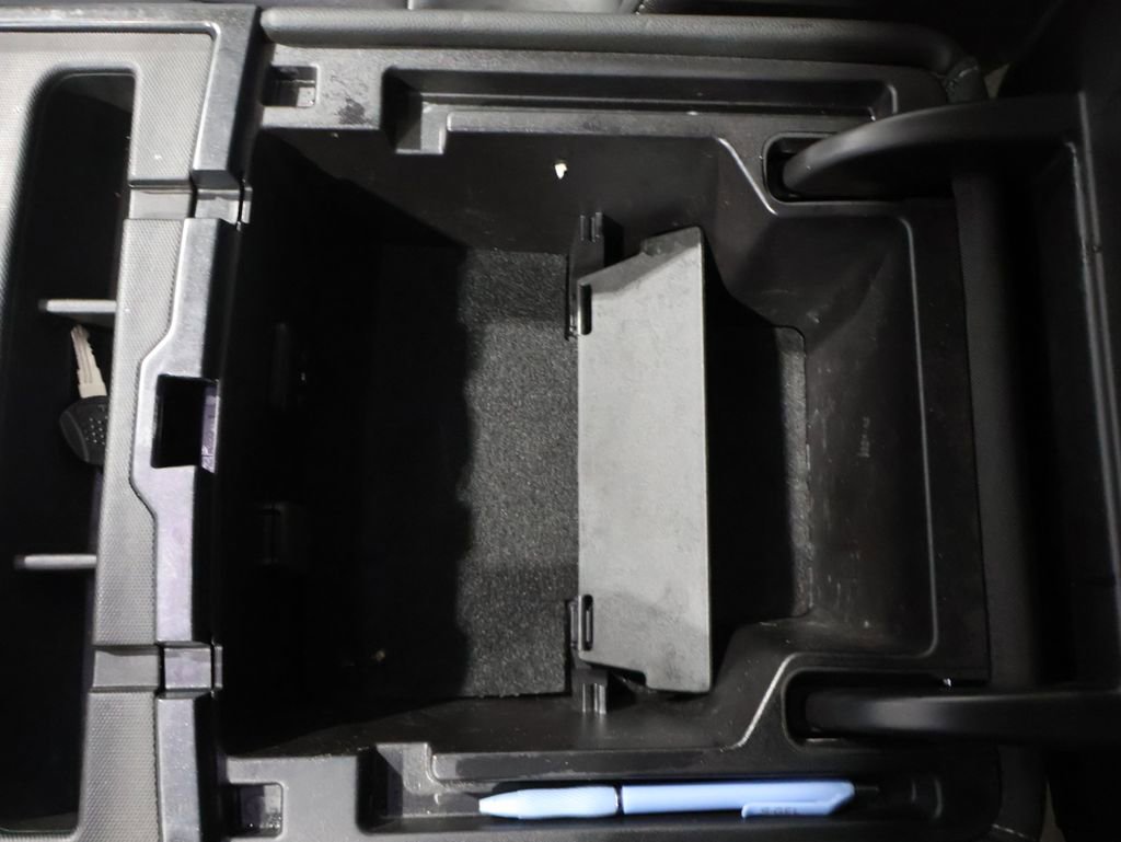 Used 2018 Chevrolet Silverado 1500 LT w/ All Star Edition image 31