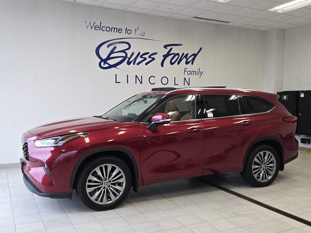 Used 2020 Toyota Highlander Platinum image 1