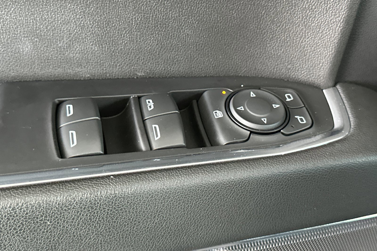 Used 2023 GMC Sierra 1500 Elevation w/ LPO, Elevation Black Package image 13