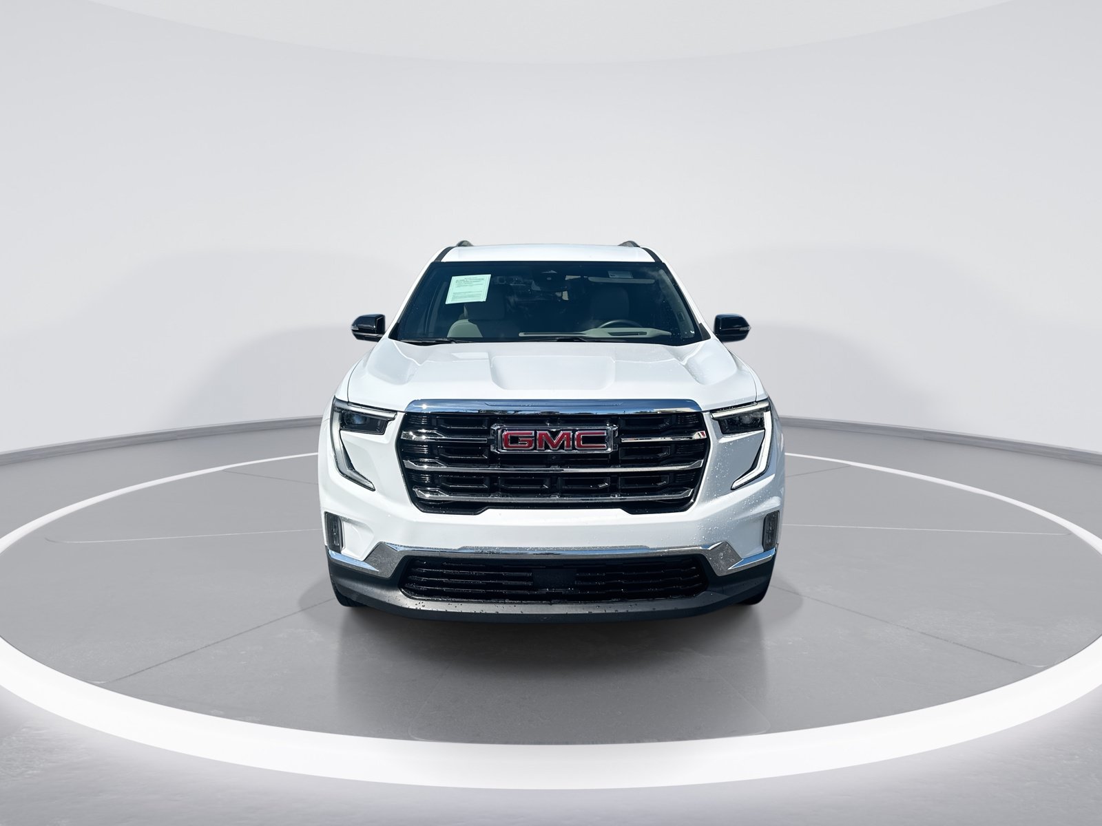 Used 2024 GMC Acadia Elevation w/ Luxury Package FWD image 3