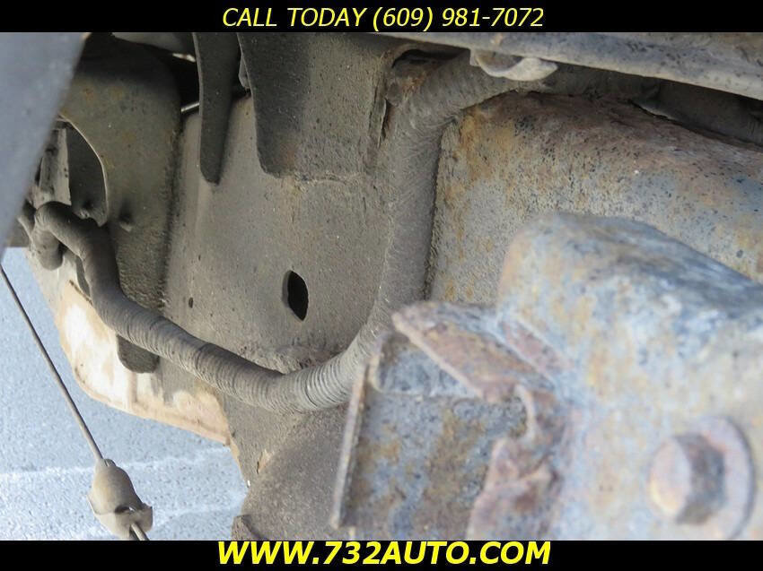 Used 2004 Ford F150 XLT image 35