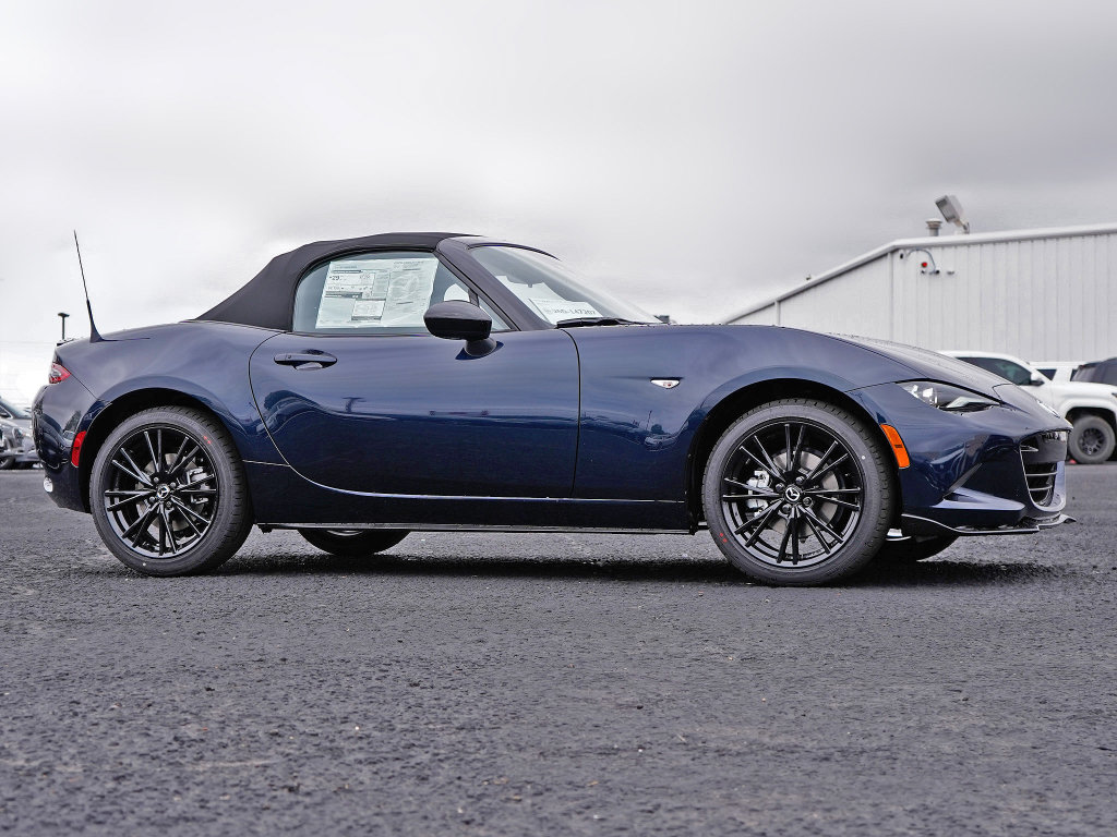 New 2026 MAZDA MX-5 Miata Club RWD image 13