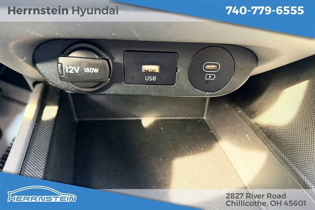 Used 2024 Hyundai Elantra SEL image 19
