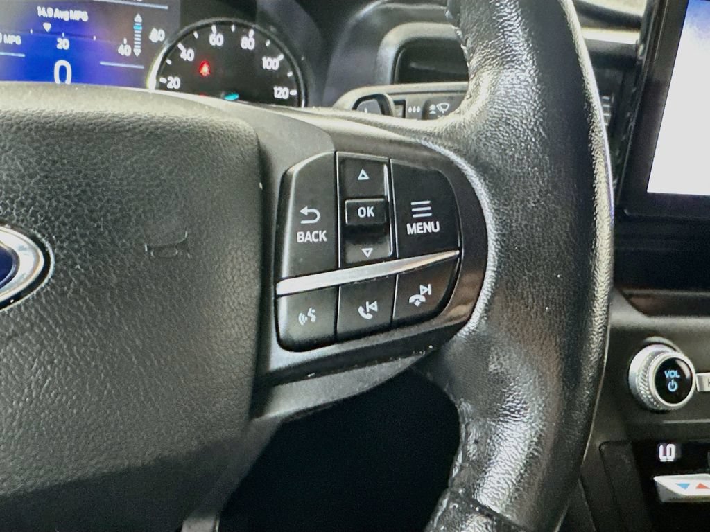 Used 2020 Ford Explorer XLT AWD/4WD image 26