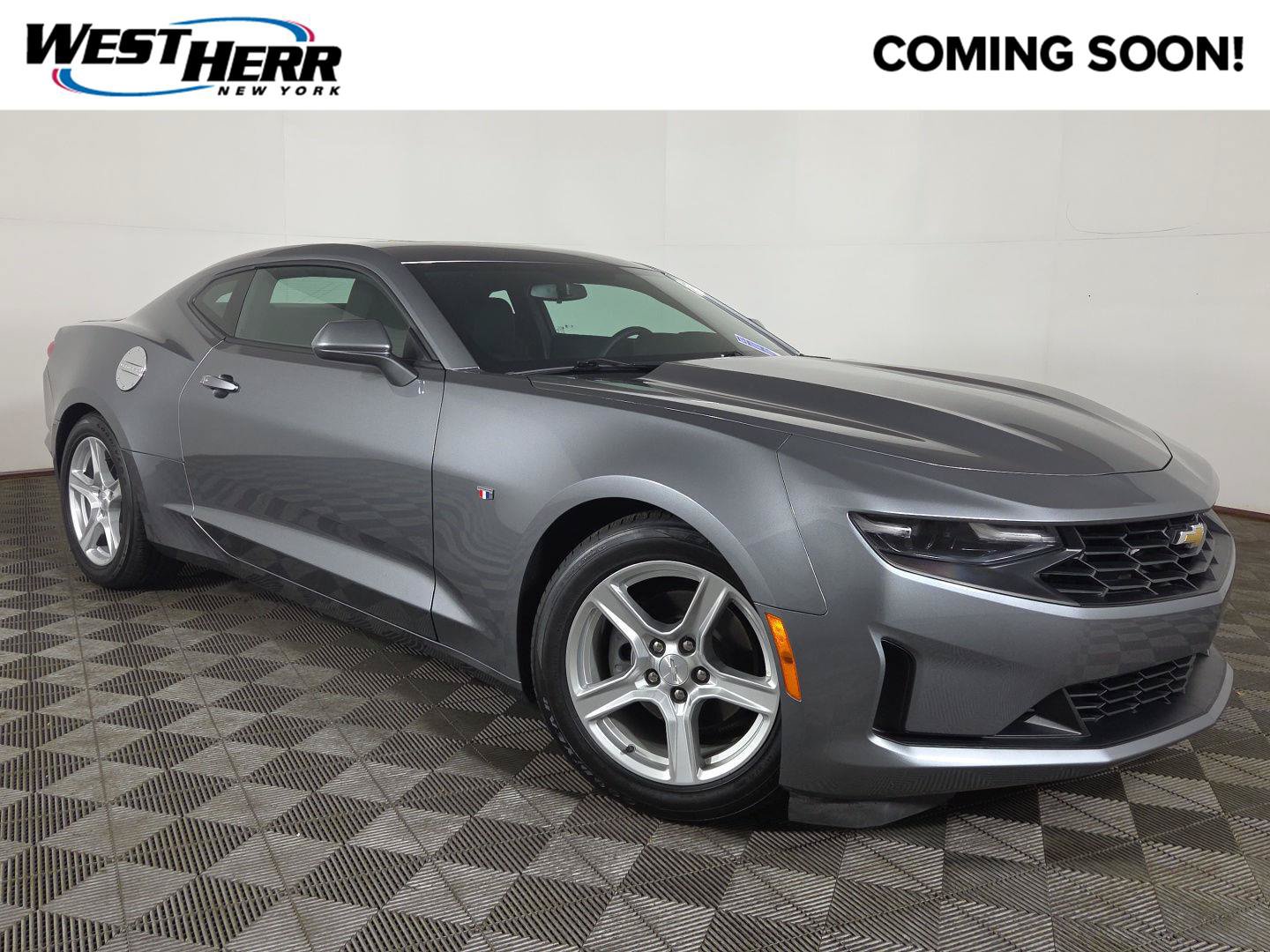 Used 2022 Chevrolet Camaro LT RWD image 1