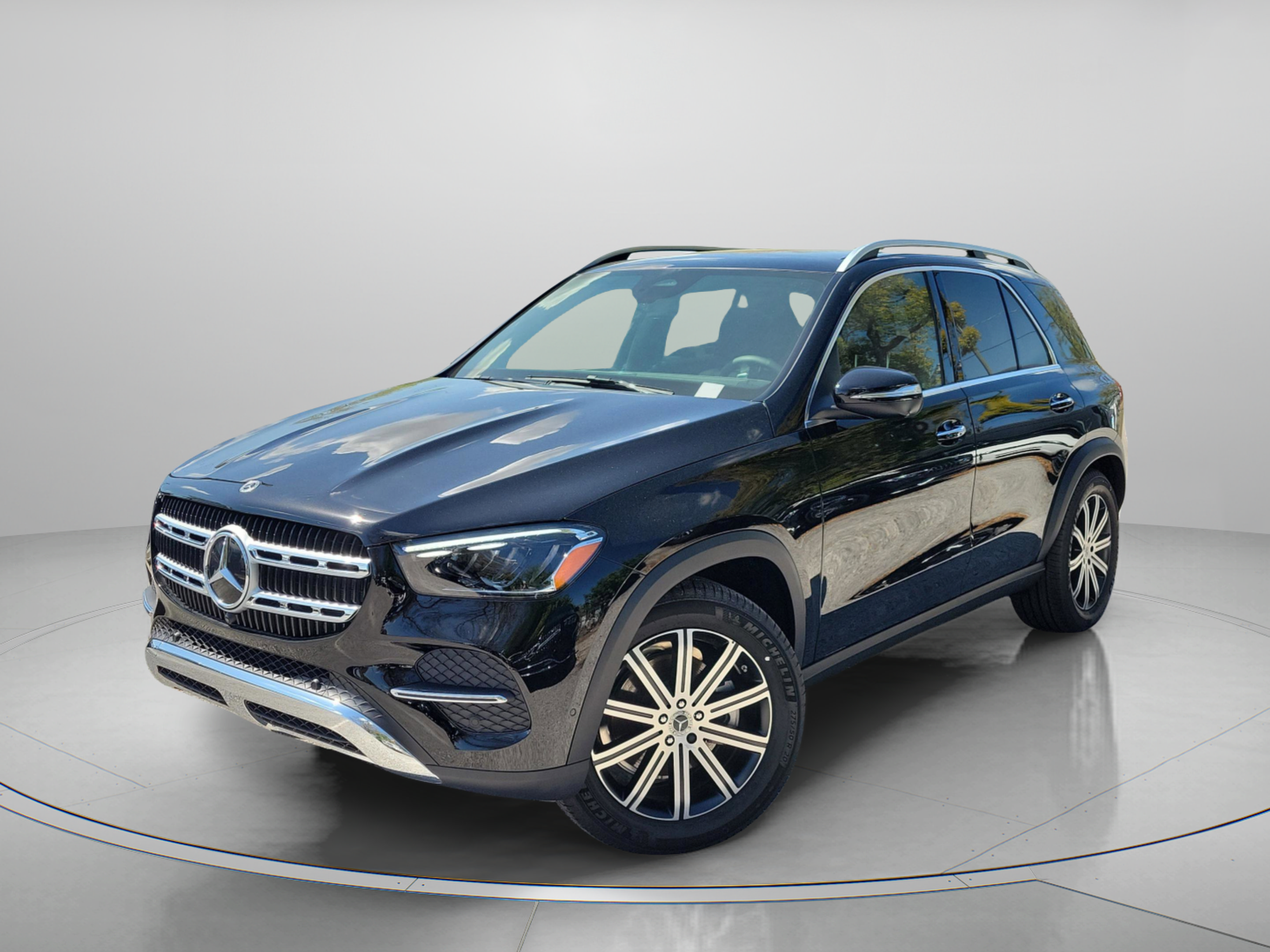 Certified 2026 Mercedes-Benz GLE 350 4MATIC image 2